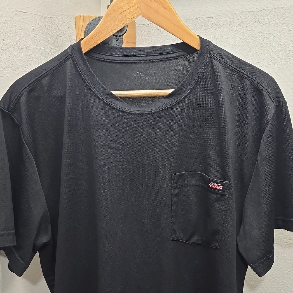Dickies Black Short Sleeve Tee with Pocket